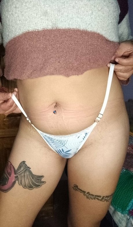 crysttaal 30 pornstar pretty pic