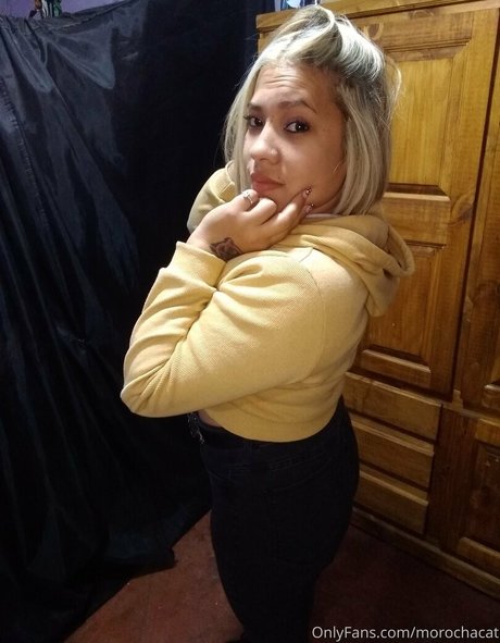 crysttaal 30 best model pic