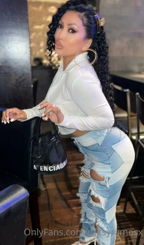 mitsyramosx star pretty pic