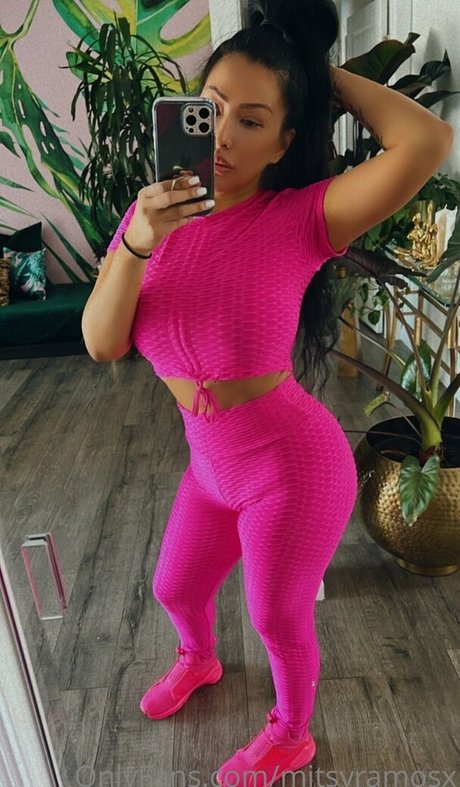 mitsyramosx pretty actress pic