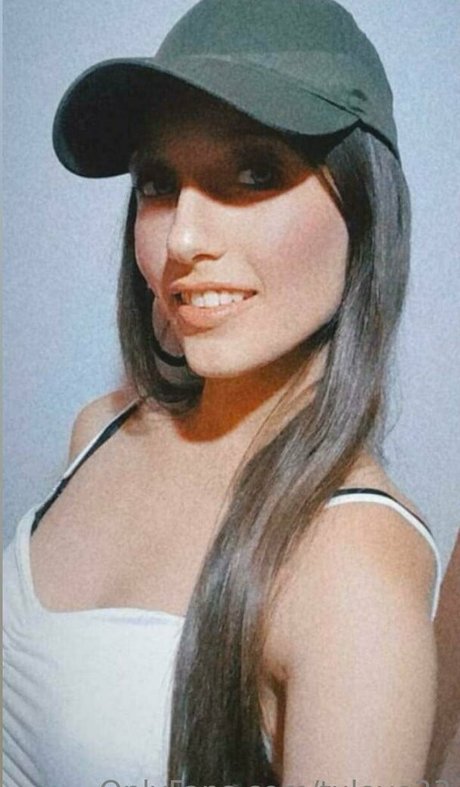 tulove23 model hot photos