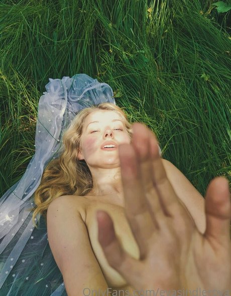 evasindlerova nice pornstar picture