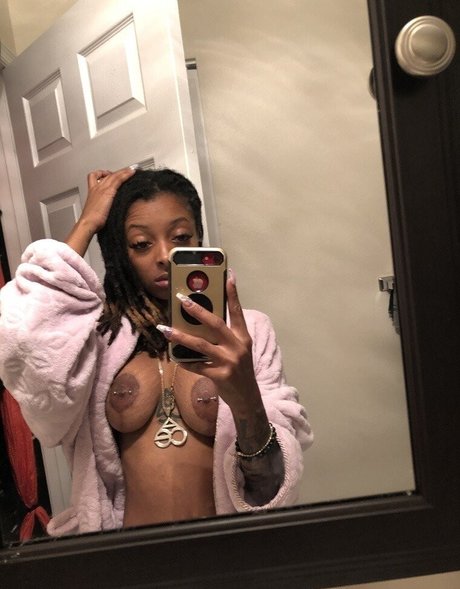 Dannie Ace xxx pornstar pictures