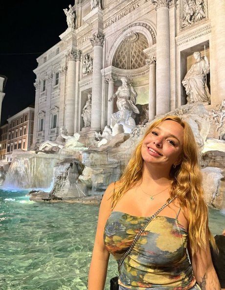 Kencake adult model photo