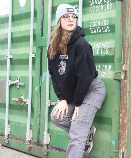 Nina Joy beautiful model img