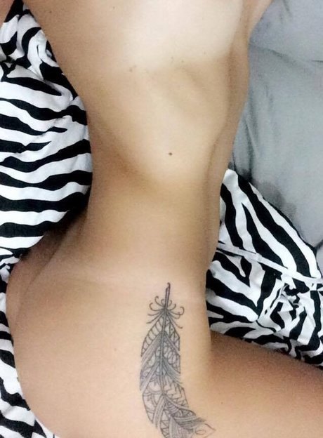 Sumy erotic actress photo