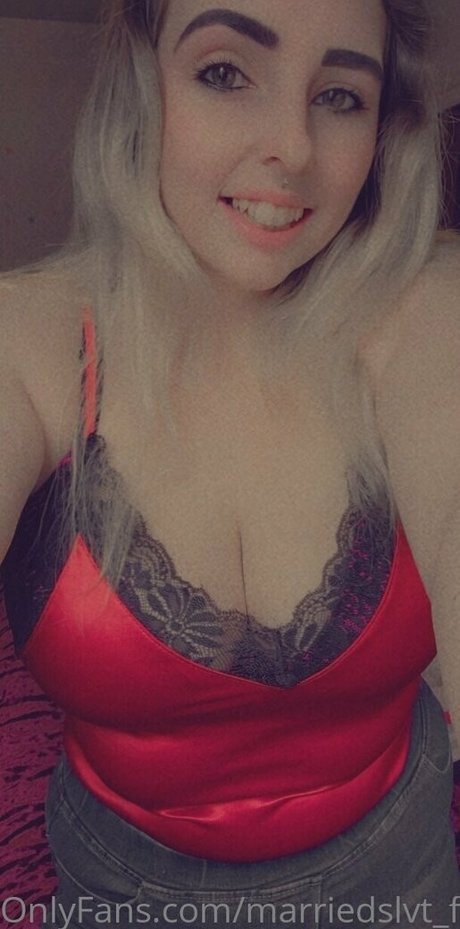 marriedslvtfree top model pics
