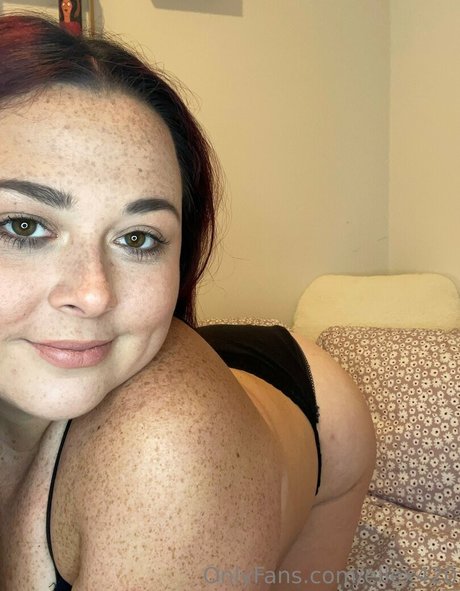 ellex420 nude actress photo