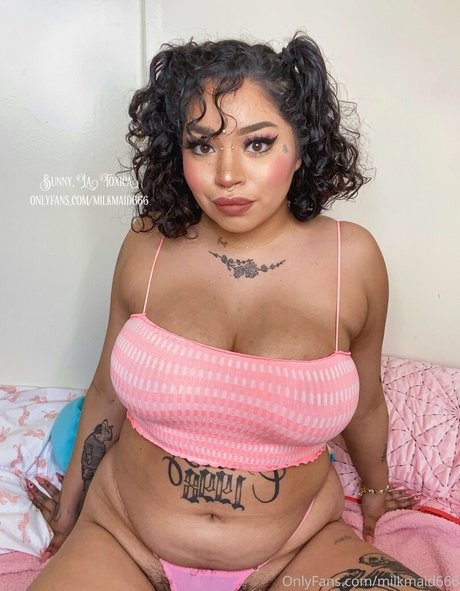 Milkmaid666 pornstar sexy image