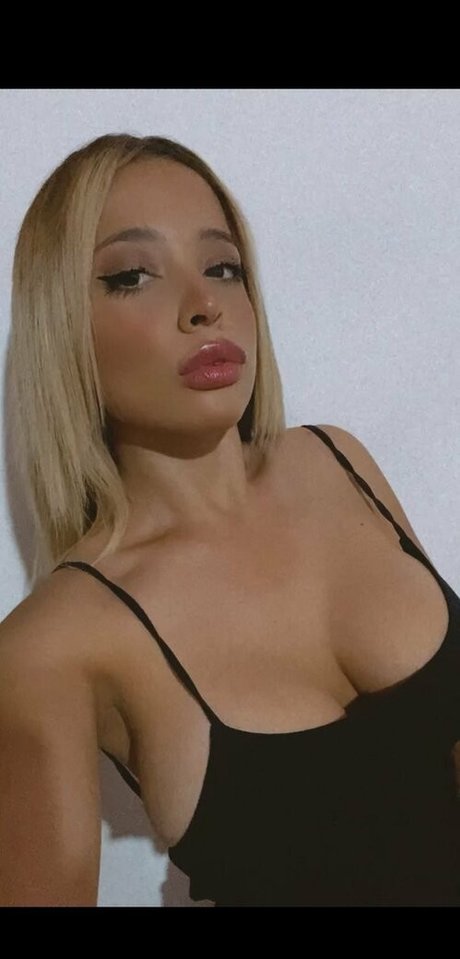 merylatina sexy pornstar photos