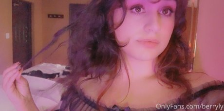 berryly pretty model images