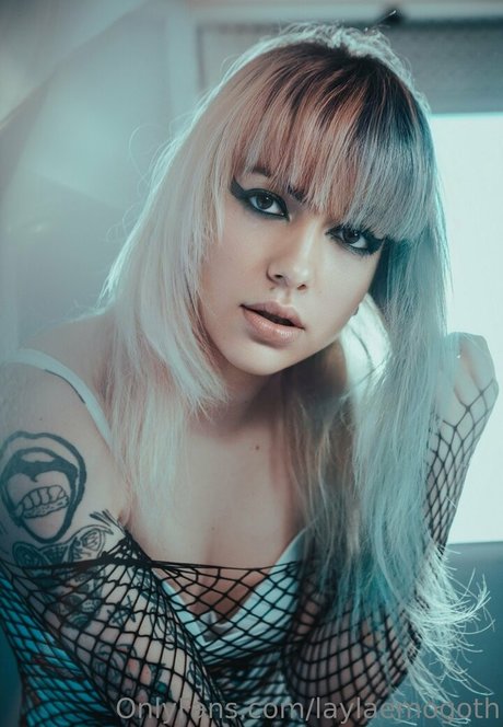 laylaemogoth exclusive model picture