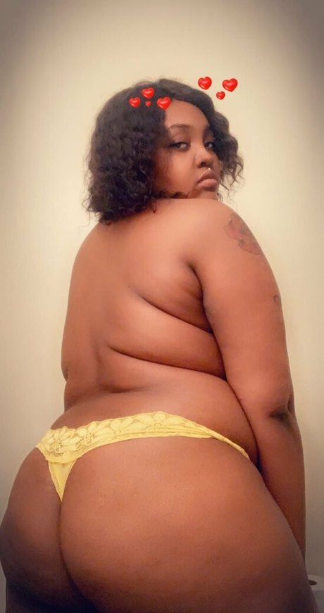 thickkbeauty hot star image