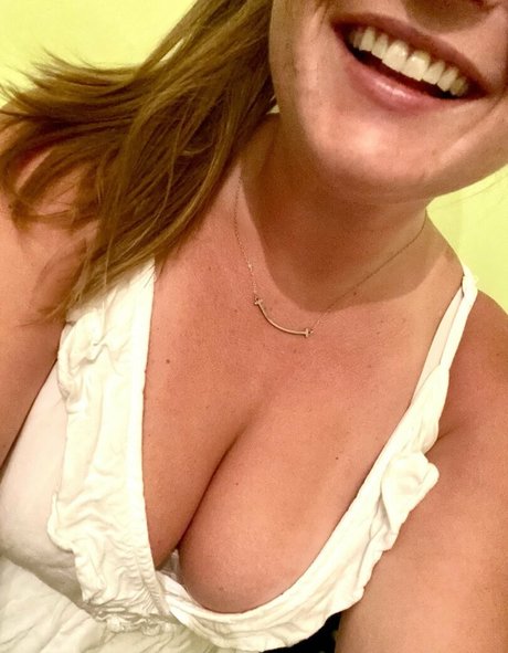 rnjessicasfeetfree exclusive star picture