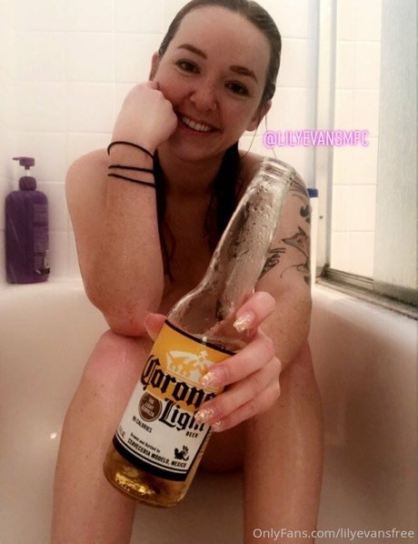 lilyevansfree pornstar free photos