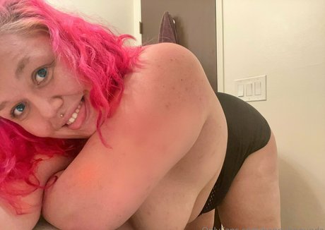 hannahpoundz nude pornstar picture