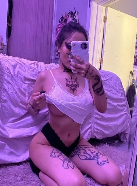 avaunt model perfect archive