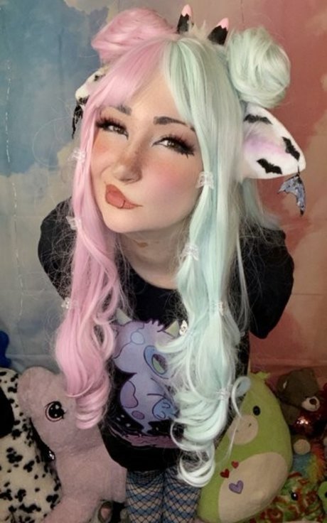 Triflindevore model pretty image