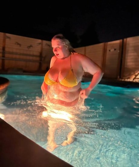 Core conundrum naked pornstar pic