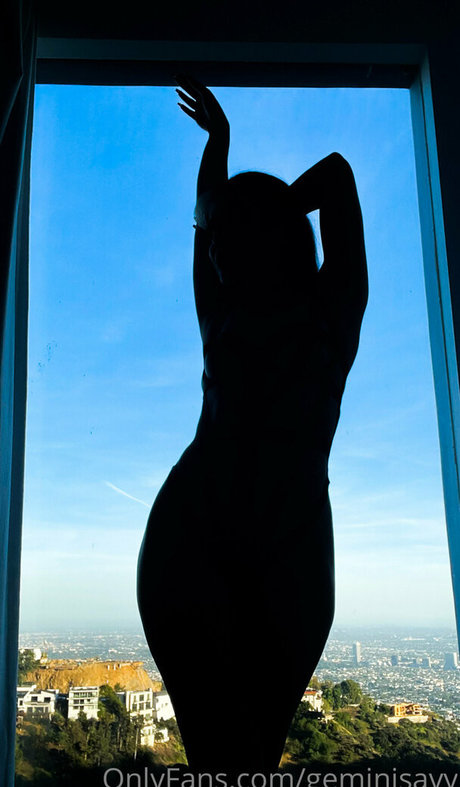 Geminisavy erotic star photo