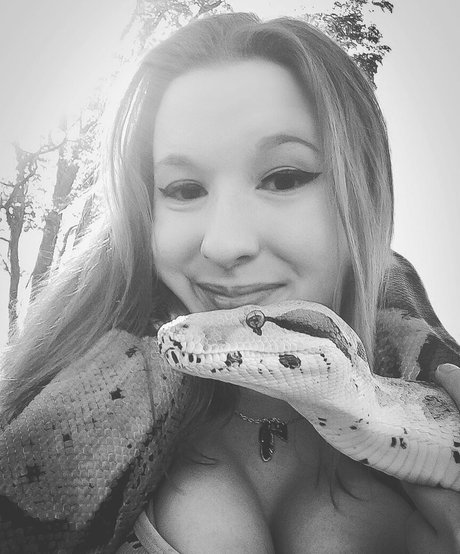 Krisea Marina nice pornstar pics