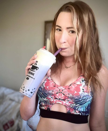 Krisea Marina sexy actress photo