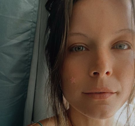 Kora Raw erotic star images