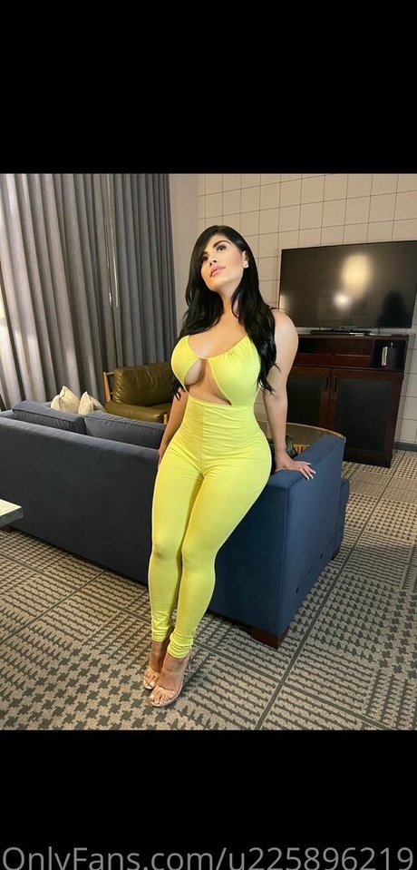 vianeyfree nice pornstar photo