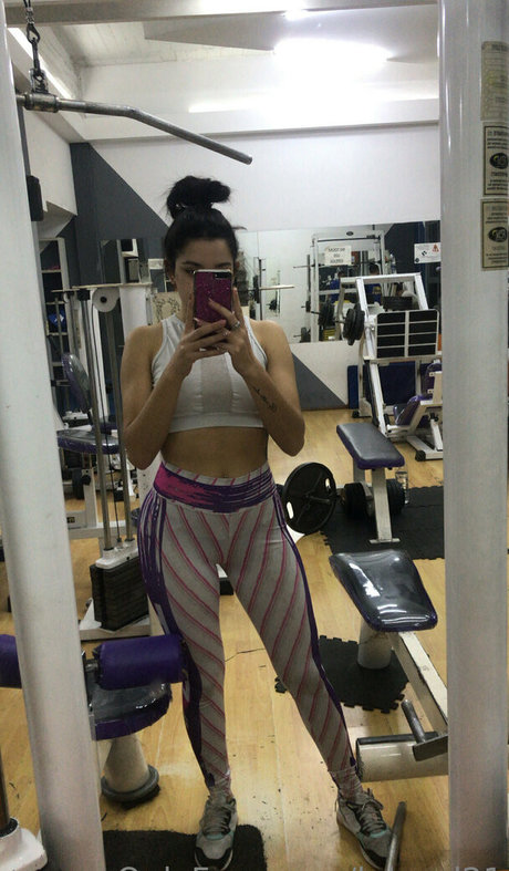 lulycal21 porn actress picture