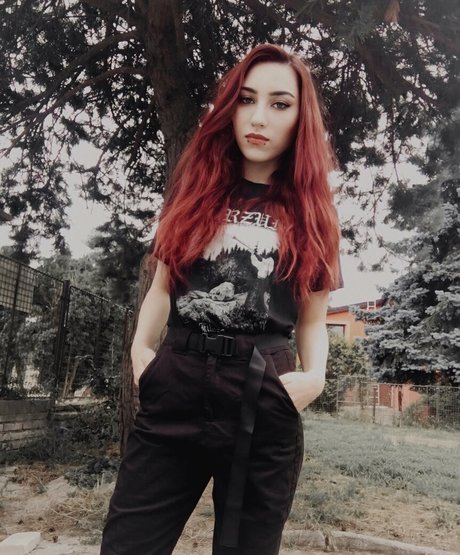 freyanillinht hd star photo