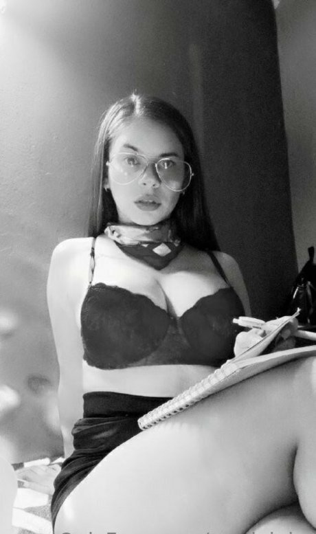 marlelulu star nude picture