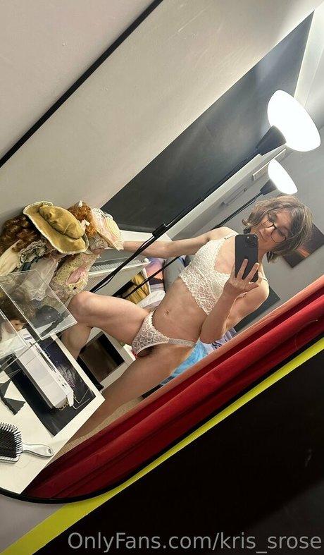 kris srose hot actress pic