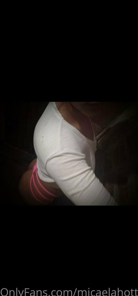 gggloria erotic pornstar pic