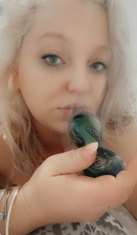 mommithiccc erotic actress gallery