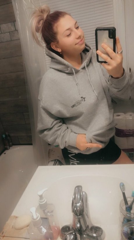 kayy lovee exclusive pornstar galleries