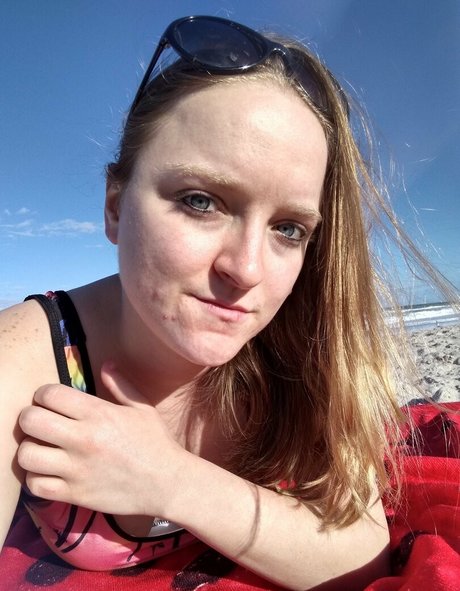 aprilrose1992 pornstar sex galleries