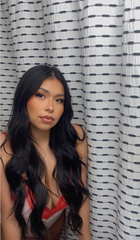 Sevanah Bitahy art model galleries