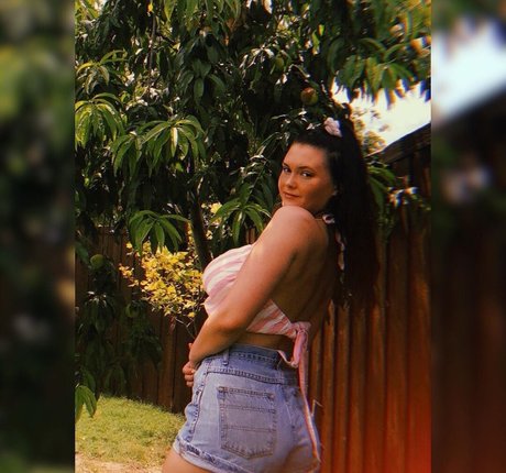 Michelleyroo star top images