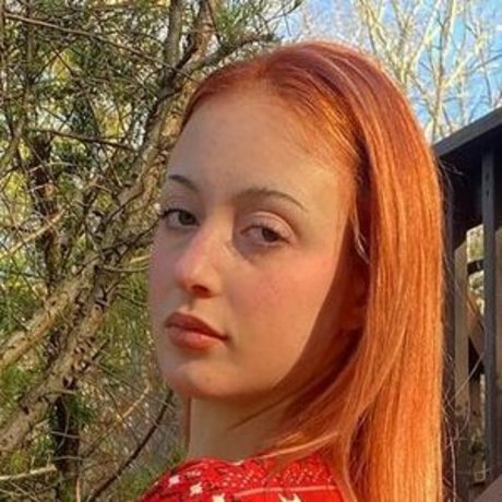 Delaney Short xxx model img