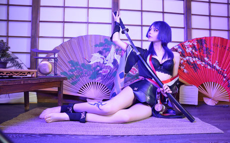 Flutterow porn star picture