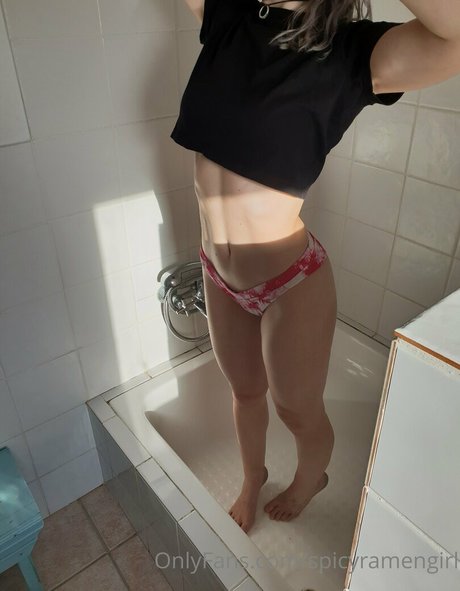 spicyramengirl naked pornstar galleries