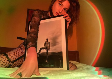 onlysukiclub free star beautiful pictures