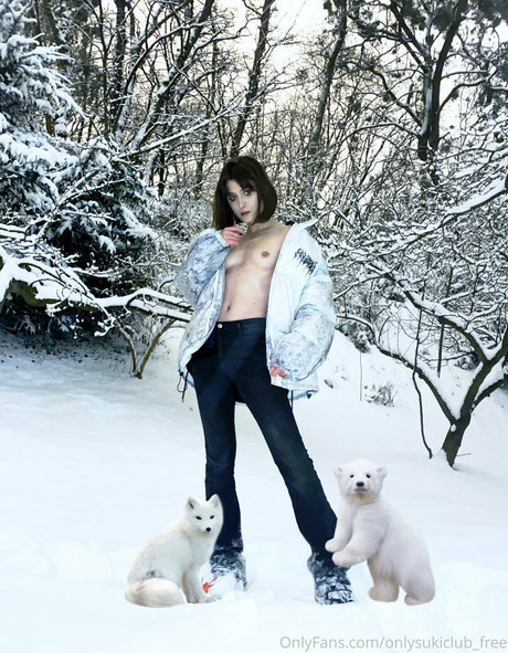 onlysukiclub free nude pornstar images