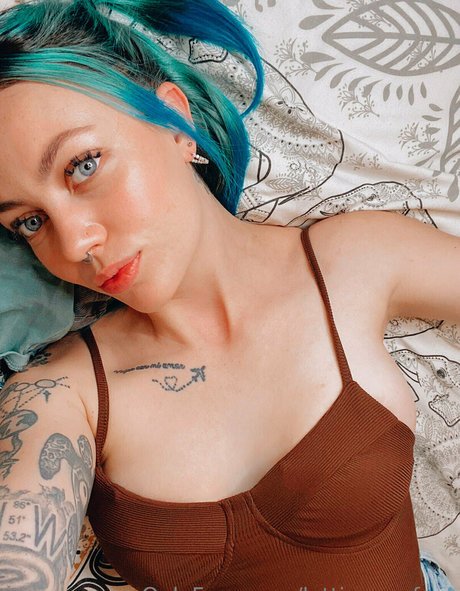 lottienovafree pornstar sex gallery