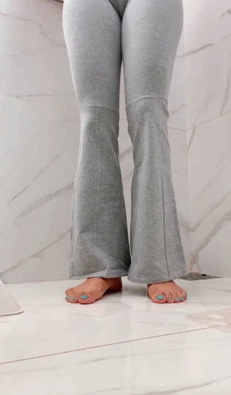 Alaine Crissie sex star photo