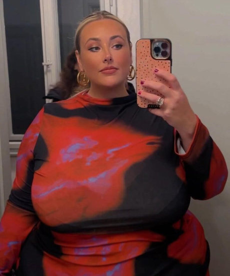 juiceefruitee naked model archive