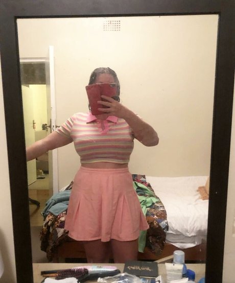 SliceOfSalami pornstar beautiful photos