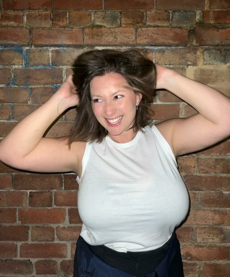 SliceOfSalami sexy star gallery