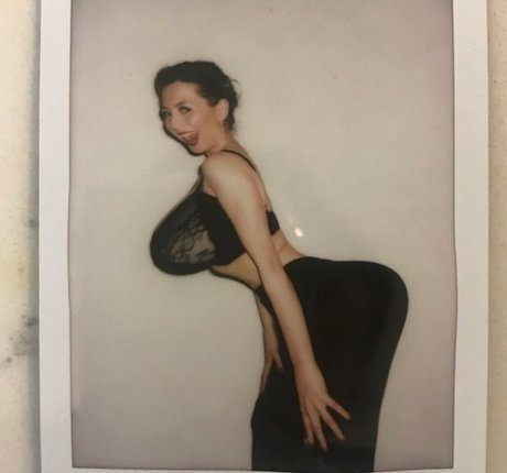 SliceOfSalami pretty model pics