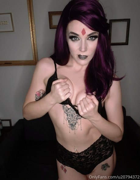 chaosandmagic model exclusive image